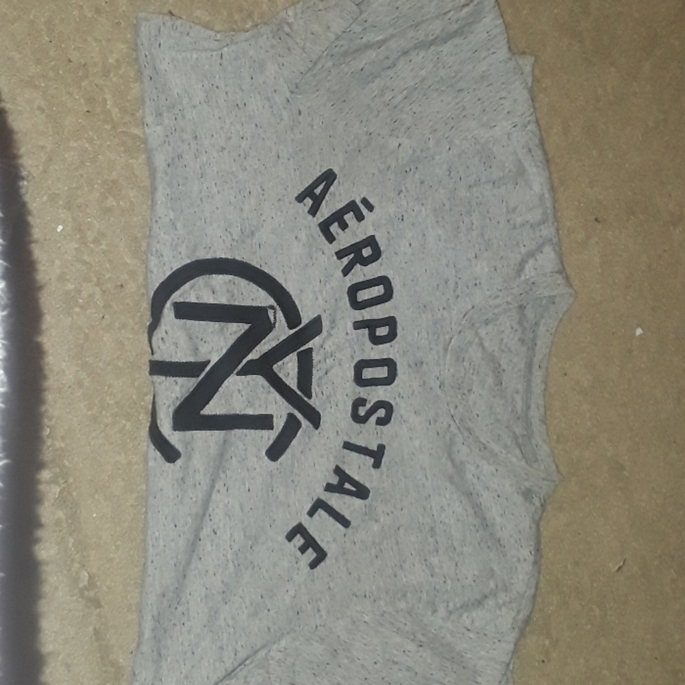 Aeropostal Large T-shirt